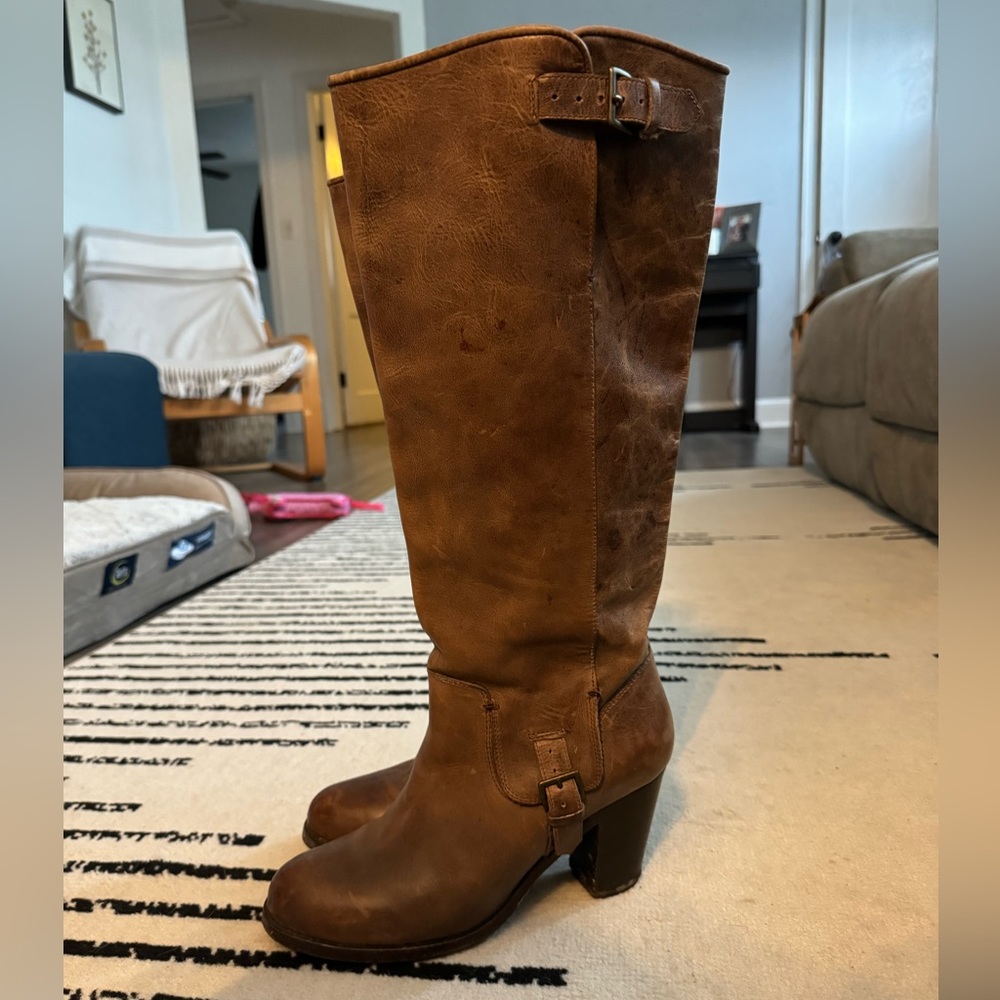 Ariat Gold Coast Aged Amber & Tan Leather Boot Brand